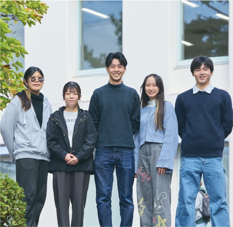 Image of a "Public Relations Committee" that introduces the company's operations on social media.