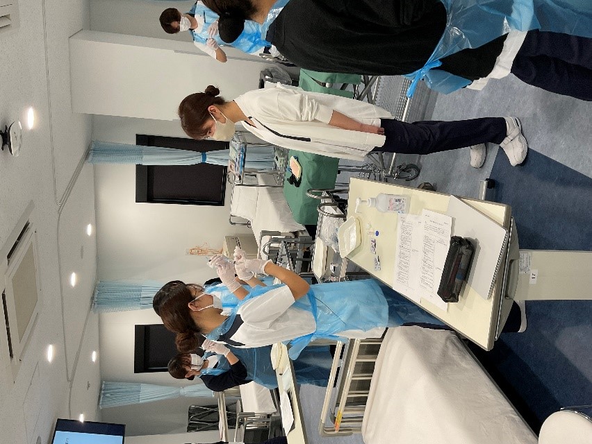 Receiving instruction on preparing vials
