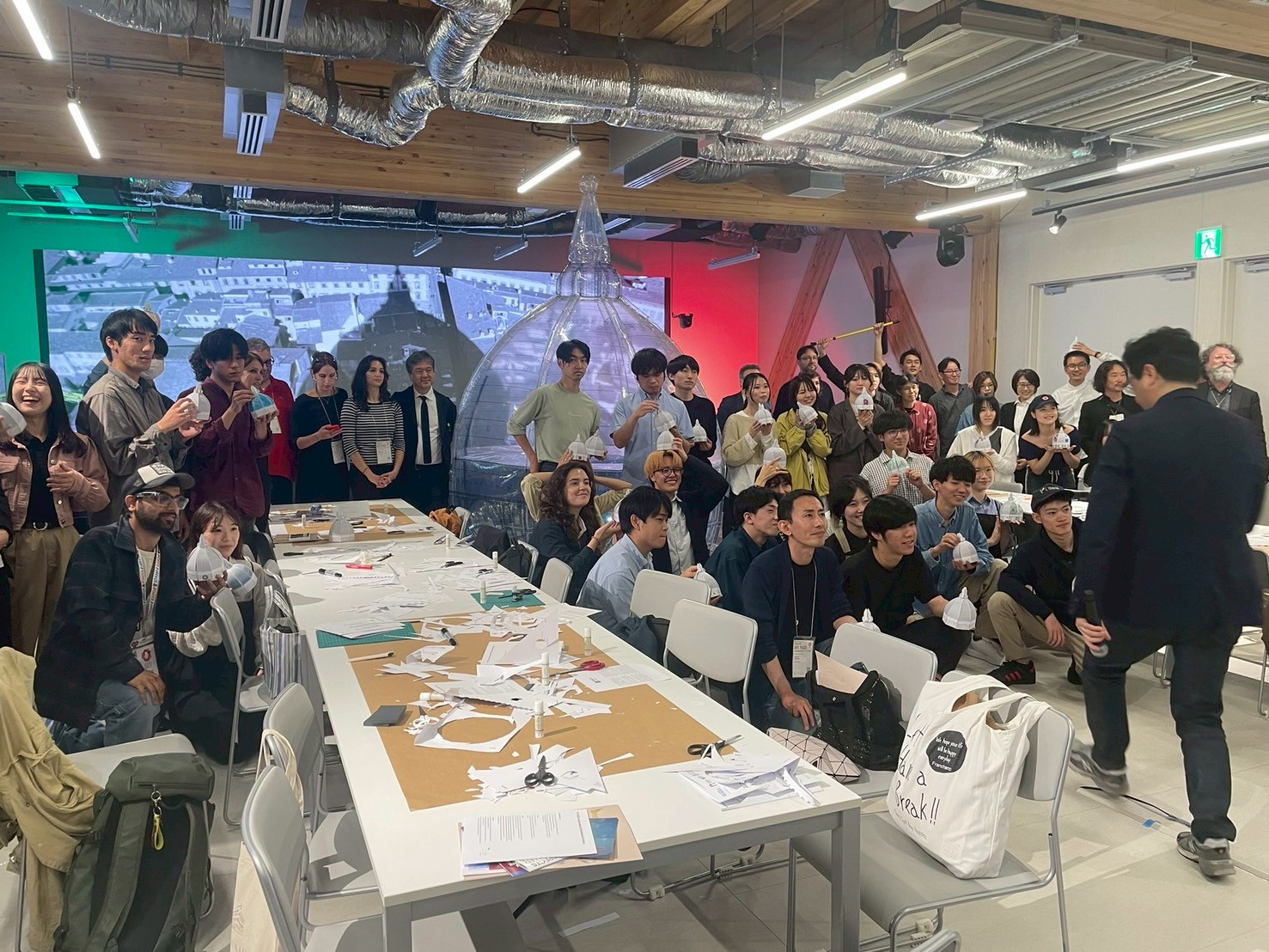 Everyone who participated in the workshop