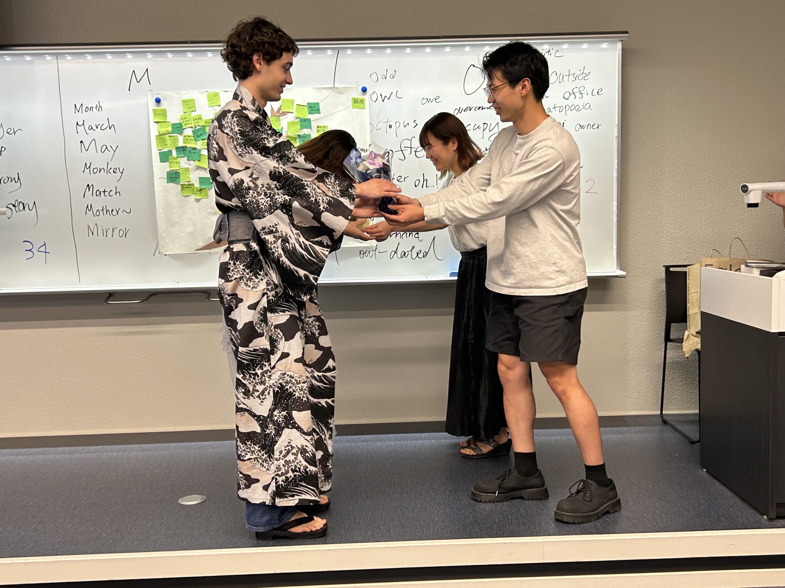 Presenting a bouquet and message card